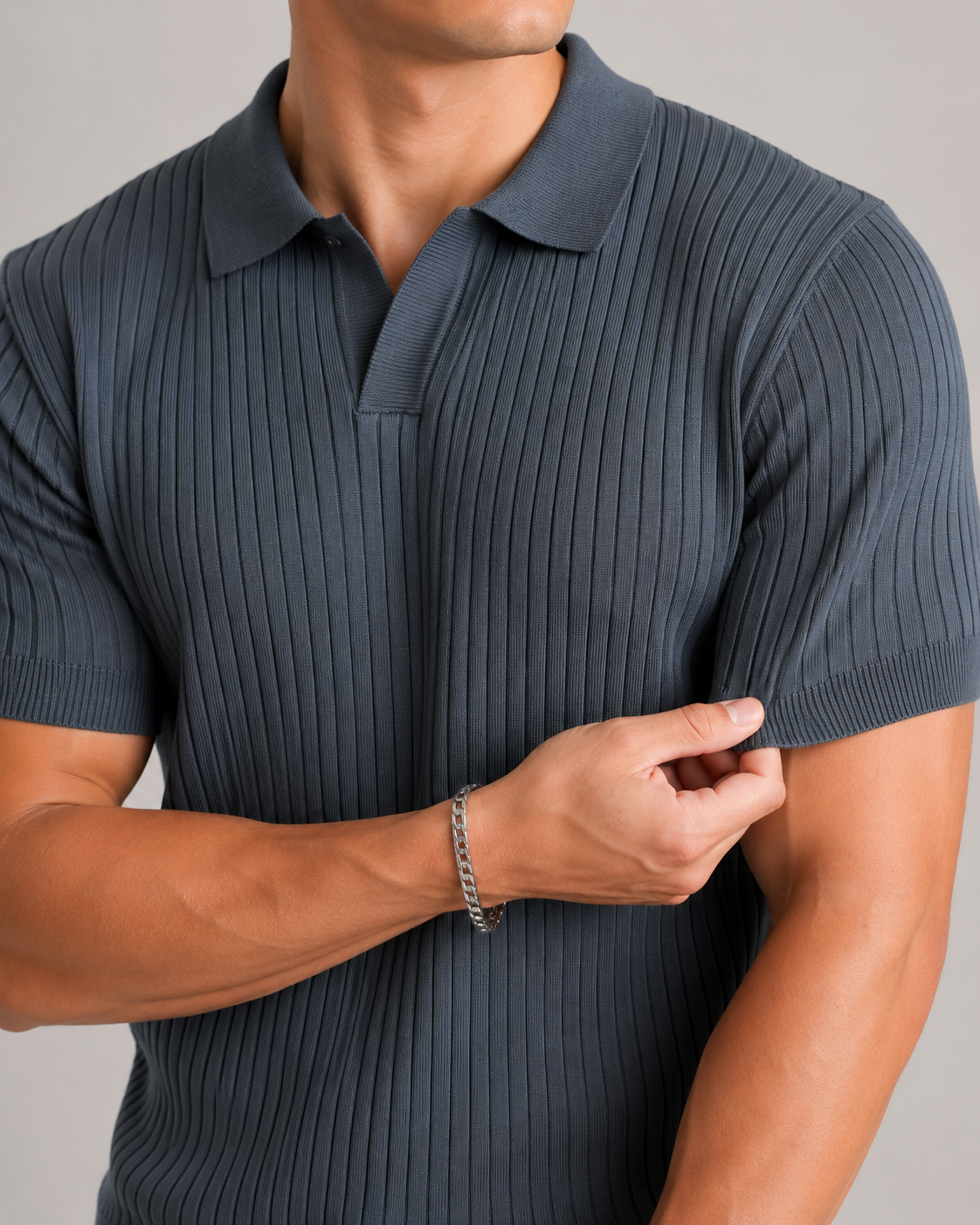 V-NECK KNIT POLO