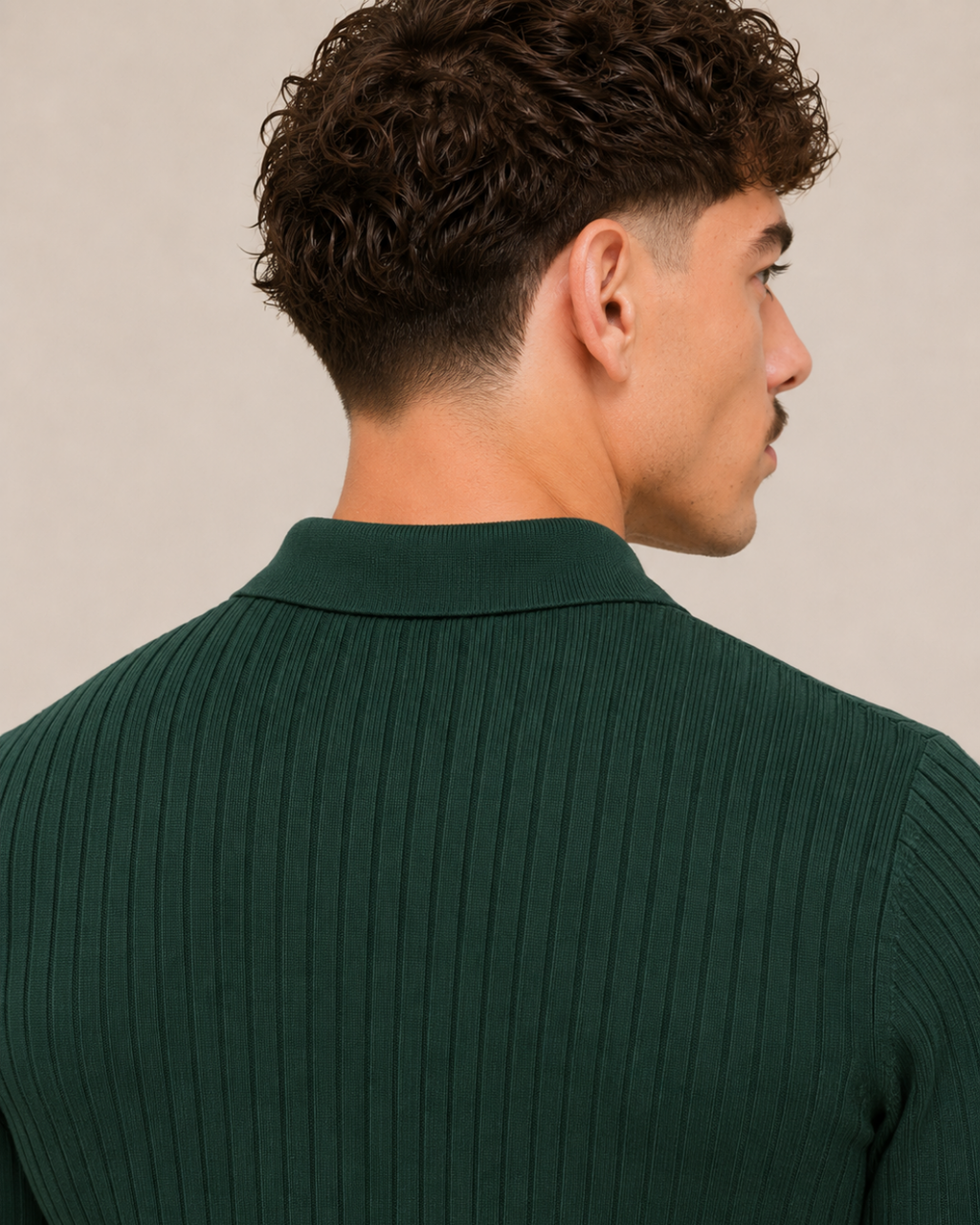 V-NECK KNIT POLO